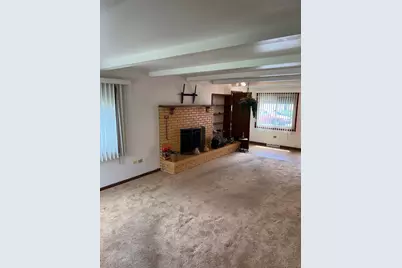 20185 Torrence Avenue, Lynwood, IL 60411 - Photo 6