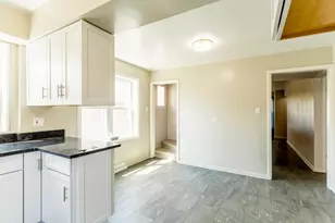 10519 S Avers Ave, Chicago, IL 60655 - Photo 22