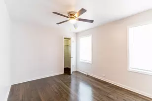 10519 S Avers Ave, Chicago, IL 60655 - Photo 12