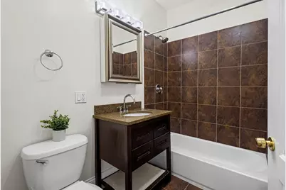 1426 E Hyde Park Boulevard #2, Chicago, IL 60615 - Photo 18