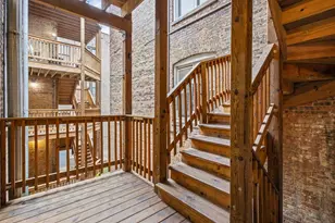 1426 E Hyde Park Blvd, Chicago, IL 60615 - Photo 20