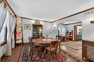 515 Edward St, Sycamore, IL 60178 - Photo 6