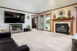 32 Shadow Ridge Ln, Rockford, IL 61107 - Photo 18