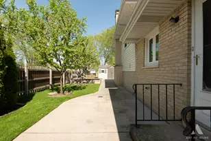 603 John Ct, Schaumburg, IL 60193 - Photo 32
