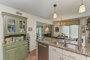 312 Cromwell Ct, Westmont, IL 60559 - Photo 14