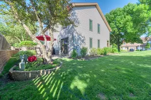 312 Cromwell Ct, Westmont, IL 60559 - Photo 26