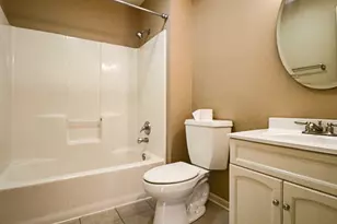 57 E Hattendorf Ave, Roselle, IL 60172 - Photo 12