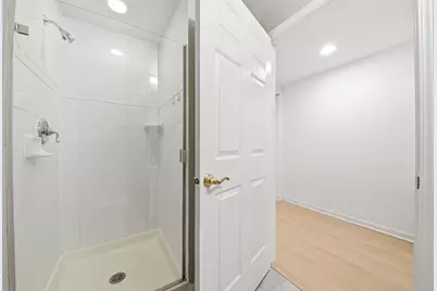 200 N Addison Avenue #501, Elmhurst, IL 60126 - Photo 6