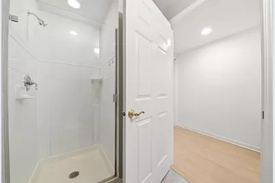200 N Addison Avenue #501, Elmhurst, IL 60126 - Photo 18