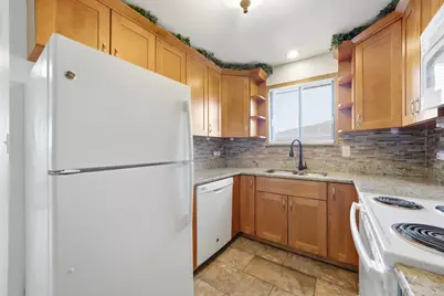 8039 Beloit Avenue #3B, Bridgeview, IL 60455 - Photo 6