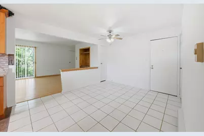 8039 Beloit Avenue #3B, Bridgeview, IL 60455 - Photo 10