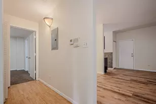 7037 S Crandon Ave, Chicago, IL 60649 - Photo 16