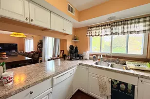 6 Buckingham Ln, Buffalo Grove, IL 60089 - Photo 10