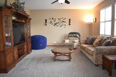 908 Angelica Circle, Joliet, IL 60431 - Photo 4