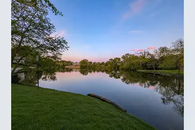 1931 Governors Lane, Hoffman Estates, IL 60169 - Photo 64