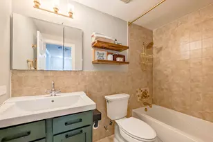 1931 Governors Ln, Hoffman Estates, IL 60169 - Photo 40