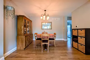 1931 Governors Ln, Hoffman Estates, IL 60169 - Photo 24