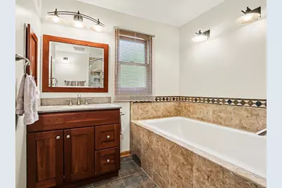 10S287 Alma Lane, Naperville, IL 60564 - Photo 14