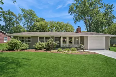 138 Kimberly Road, East Dundee, IL 60118 - Photo 1