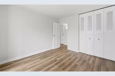 75 6th Avenue #304, La Grange, IL 60525 - Photo 16