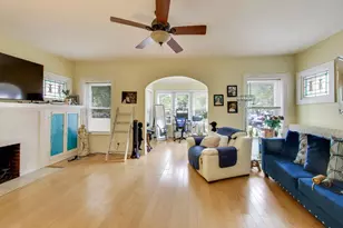3848 W Irving Park Rd, Chicago, IL 60618 - Photo 4