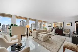111 E Chestnut St, Chicago, IL 60611 - Photo 4