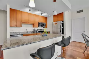 1400 S Michigan Ave, Chicago, IL 60605 - Photo 2
