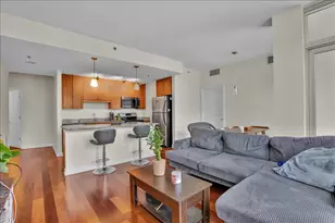 1400 S Michigan Ave, Chicago, IL 60605 - Photo 4