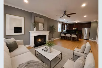 2038 W Iowa Street #2W, Chicago, IL 60622 - Photo 4
