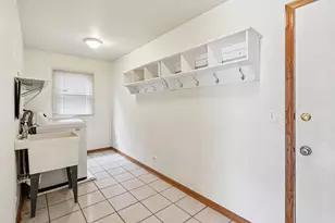 663 Anne Ln, Bolingbrook, IL 60440 - Photo 16
