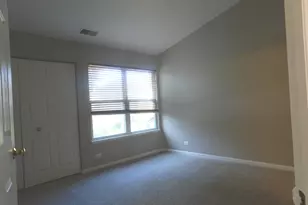 1060 Stillwater Rd, Elgin, IL 60120 - Photo 12