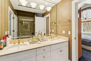1745 Sundrop Cir, Highland Park, IL 60035 - Photo 30