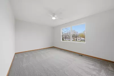 646 S Cadillac Circle, Romeoville, IL 60446 - Photo 20