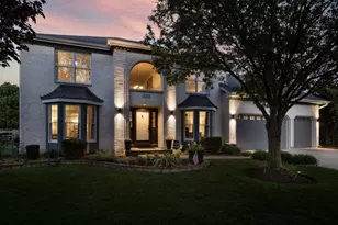 2624 Wendy Dr, Naperville, IL 60565 - Photo 2