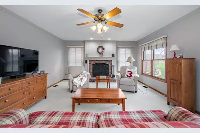 16200 Kingsport Road, Orland Park, IL 60467 - Photo 4