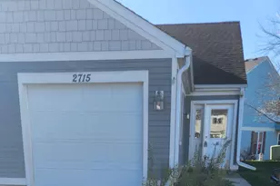 2715 Wilshire Ct, Aurora, IL 60502 - Photo 2