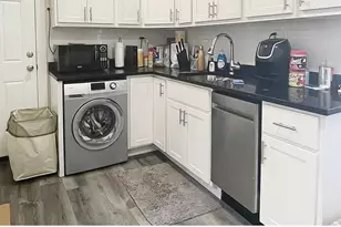 6485 W Roscoe St, Chicago, IL 60657 - Photo 4