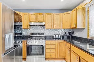 19500 Oakwood Ave, Lynwood, IL 60411 - Photo 12