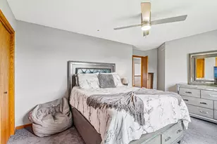 19500 Oakwood Ave, Lynwood, IL 60411 - Photo 24
