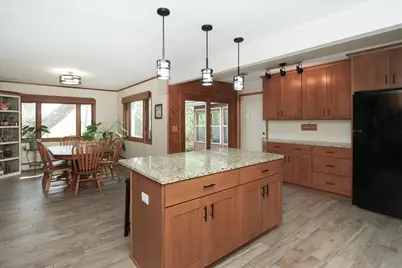 39W609 Lori Lane, Elgin, IL 60124 - Photo 8