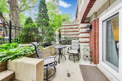 924 W Wolfram Street #1, Chicago, IL 60657 - Photo 12