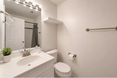 924 W Wolfram Street #1, Chicago, IL 60657 - Photo 10