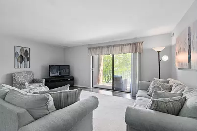 8924 W 140th Street #303, Orland Park, IL 60462 - Photo 4