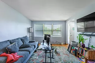 1235 Homestead Rd, La Grange Park, IL 60526 - Photo 6