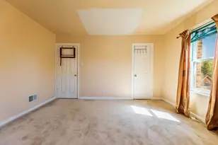 10211 S Eberhart Ave, Chicago, IL 60628 - Photo 12