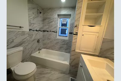 11333 S Edbrooke Avenue, Chicago, IL 60628 - Photo 10