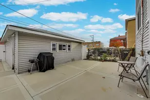 1337 S Austin Blvd, Cicero, IL 60804 - Photo 18
