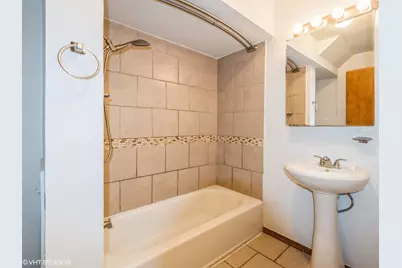 3136 S Prairie Avenue #1, Chicago, IL 60616 - Photo 16