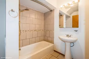 3136 S Prairie Ave, Chicago, IL 60616 - Photo 16