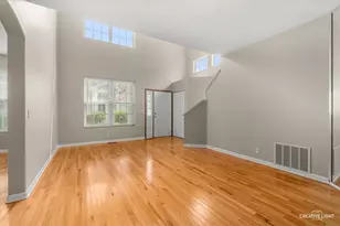 209 Grays Dr, Oswego, IL 60543 - Photo 2
